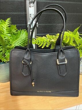 Marc Jacobs women's handbag